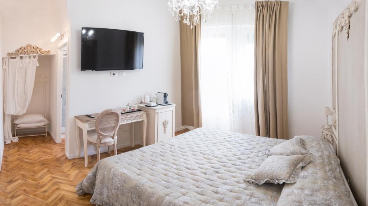 Althea Lägenhet Viareggio Exteriör bild